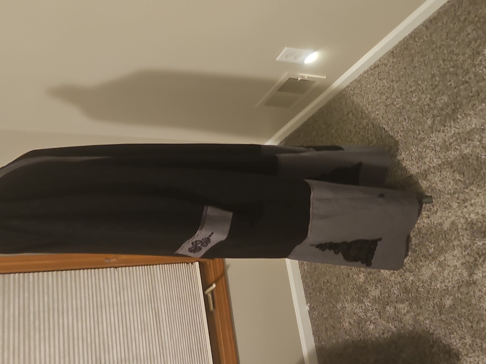 Eid, Ramadan Black And Gray Abaya - Picture 7 of 8